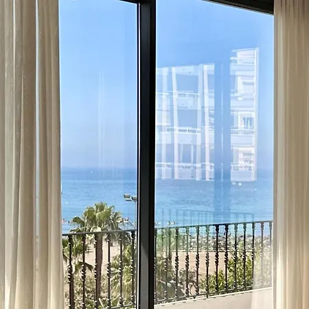 Comfy Apartahotel