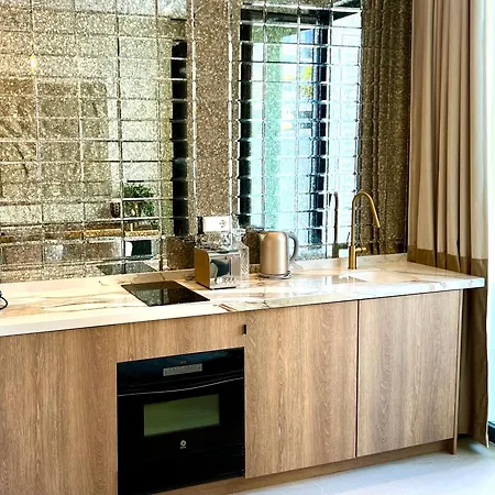 Comfy Отель Бенальмадена