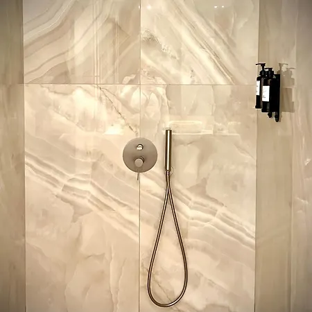 Отель Comfy Бенальмадена