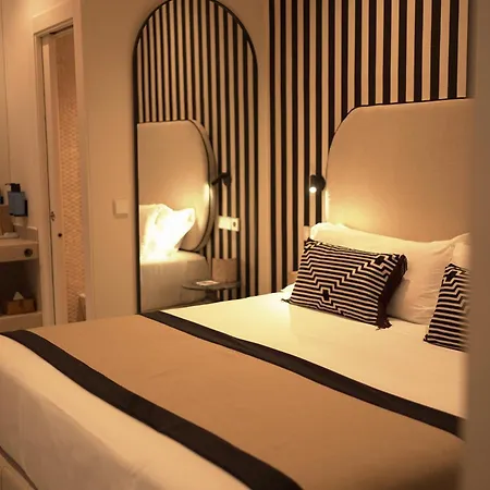 Comfy Hotel 5*