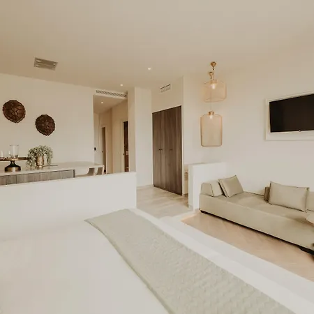Silken Comfy בנאלמדנה