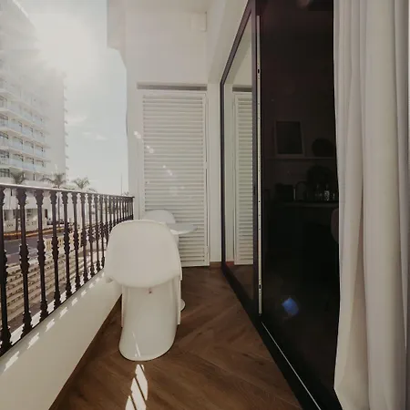 מלון Silken Comfy 5*