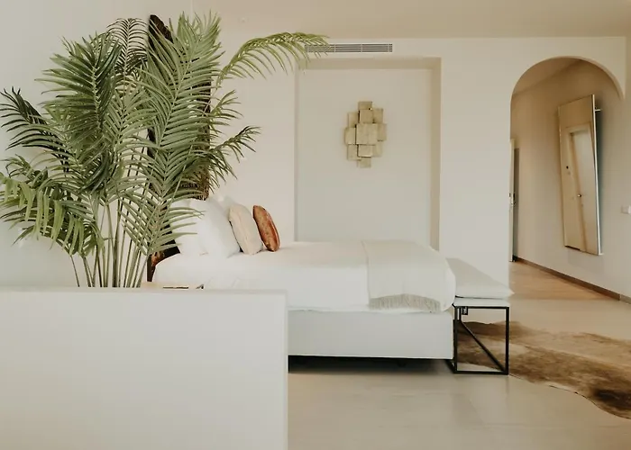 Comfy Hotel 5*