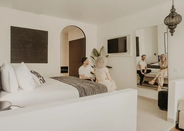 Comfy 5* 贝纳尔马德纳