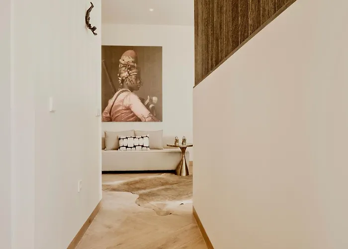 Comfy Hotel 5*