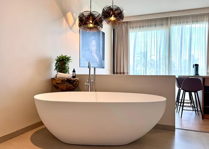 Comfy 酒店 贝纳尔马德纳