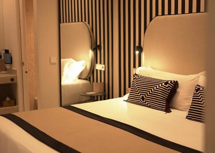Comfy Hotel 5*